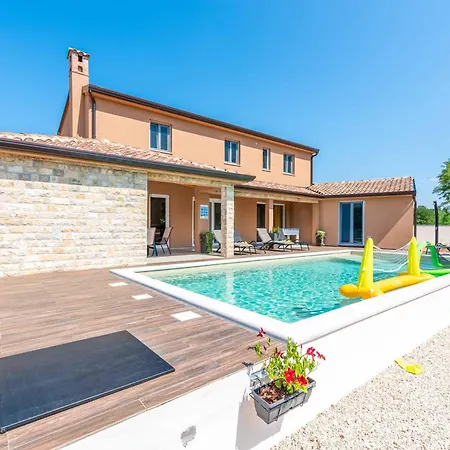 Villa Starlight Gaze